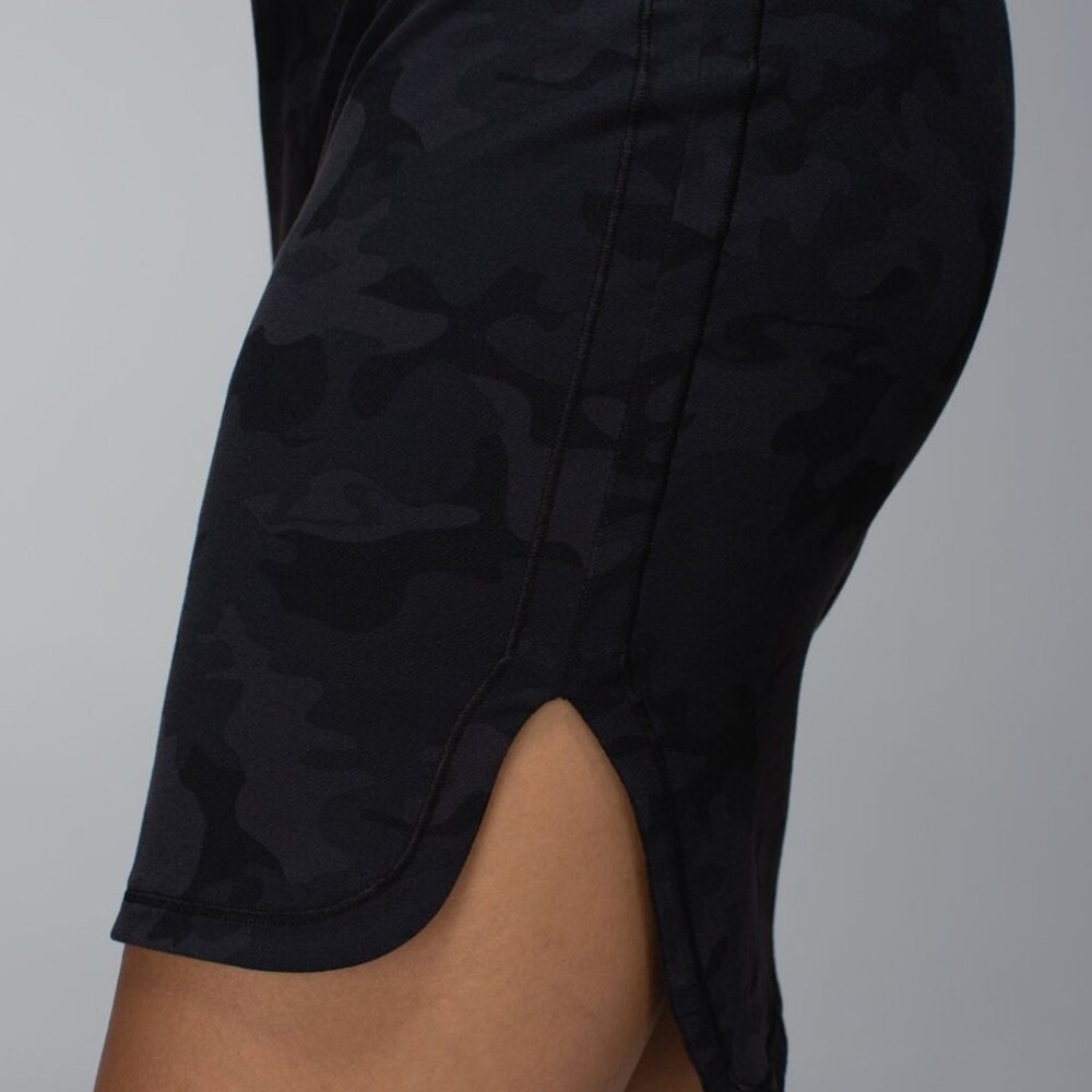 LULULEMON City Skirt Savasana Camo Black / Soot Size 6